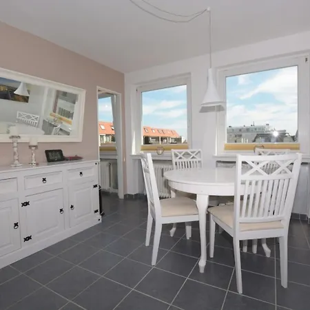7-15, Marienstr, Sehr Strandnah, Sudbalkon Mit Kleinem Seeblick, 2 Zi * Westerland